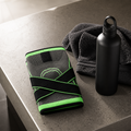 FlexKnee™ Sports Compression Sleeve packaging and presentation